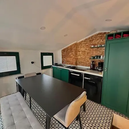 Appartement Beyoglu'nda Tarihi *