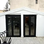 Beyoglu'nda Tarihi *